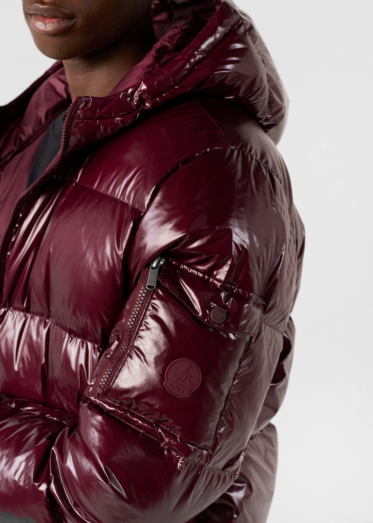 Doudoune à capuche Grand Froid Cerise noir Java laquée