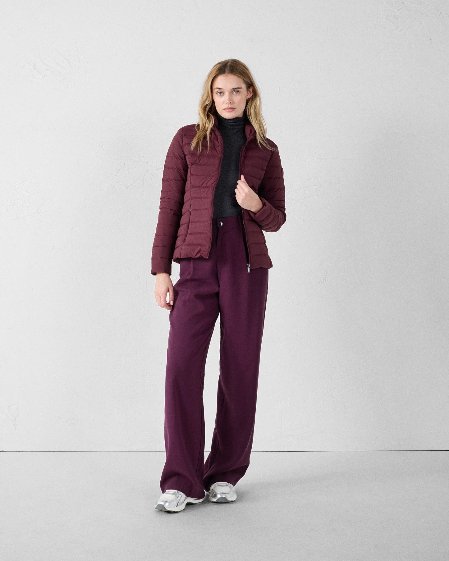 Doudoune stretch légère Cerise noire Maia