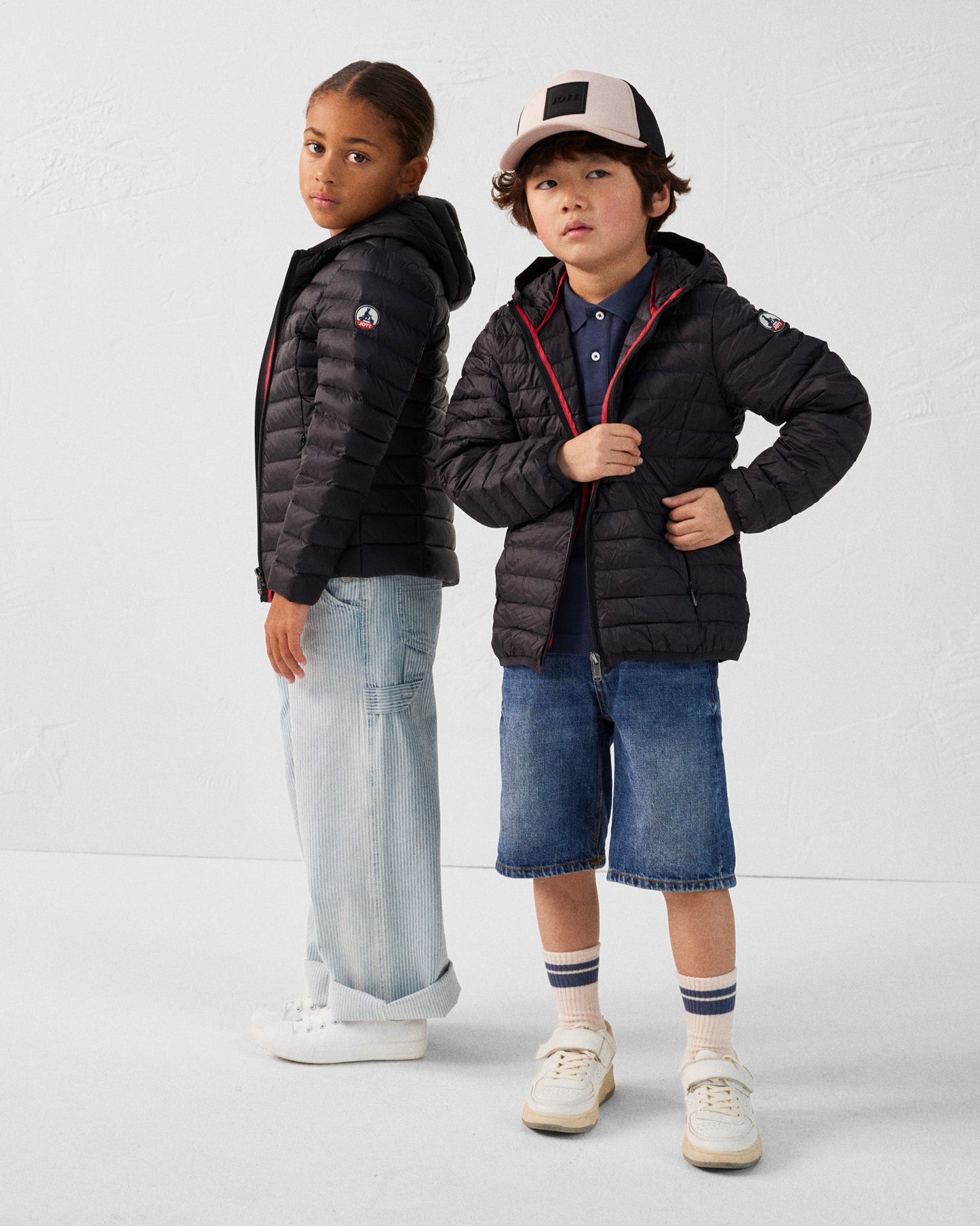 Doudoune légère à capuche enfant Noir Hugo