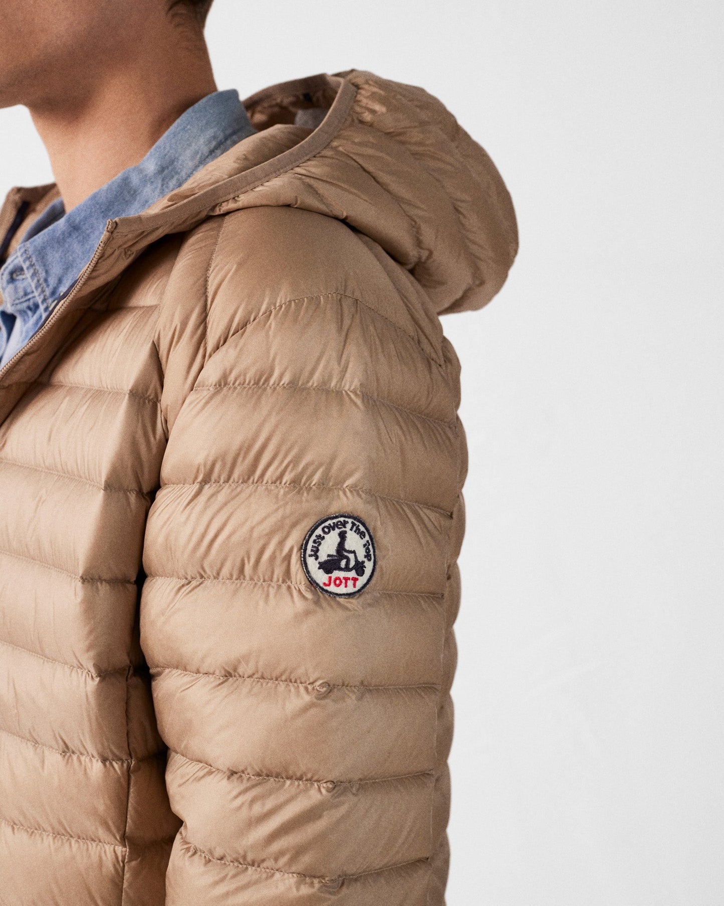 Doudoune légère à capuche Beige Nico