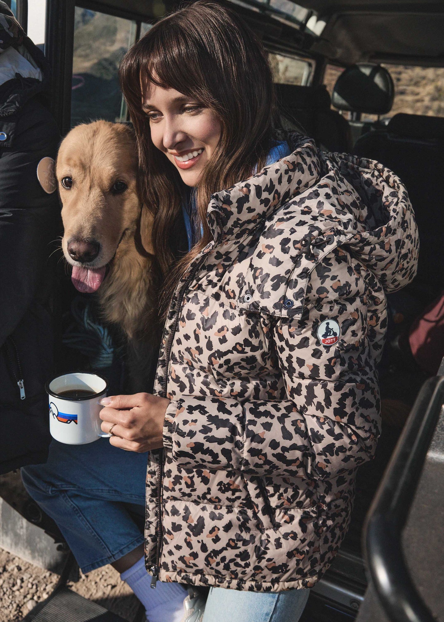 Doudoune Grand Froid esprit puffer Leopard beige Prague print