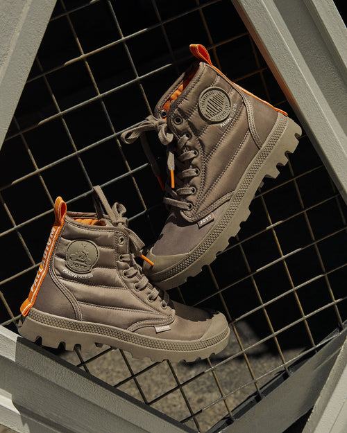 Chaussures montantes Taupe Rhona Pampa Hi Dare JOTT x PALLADIUM