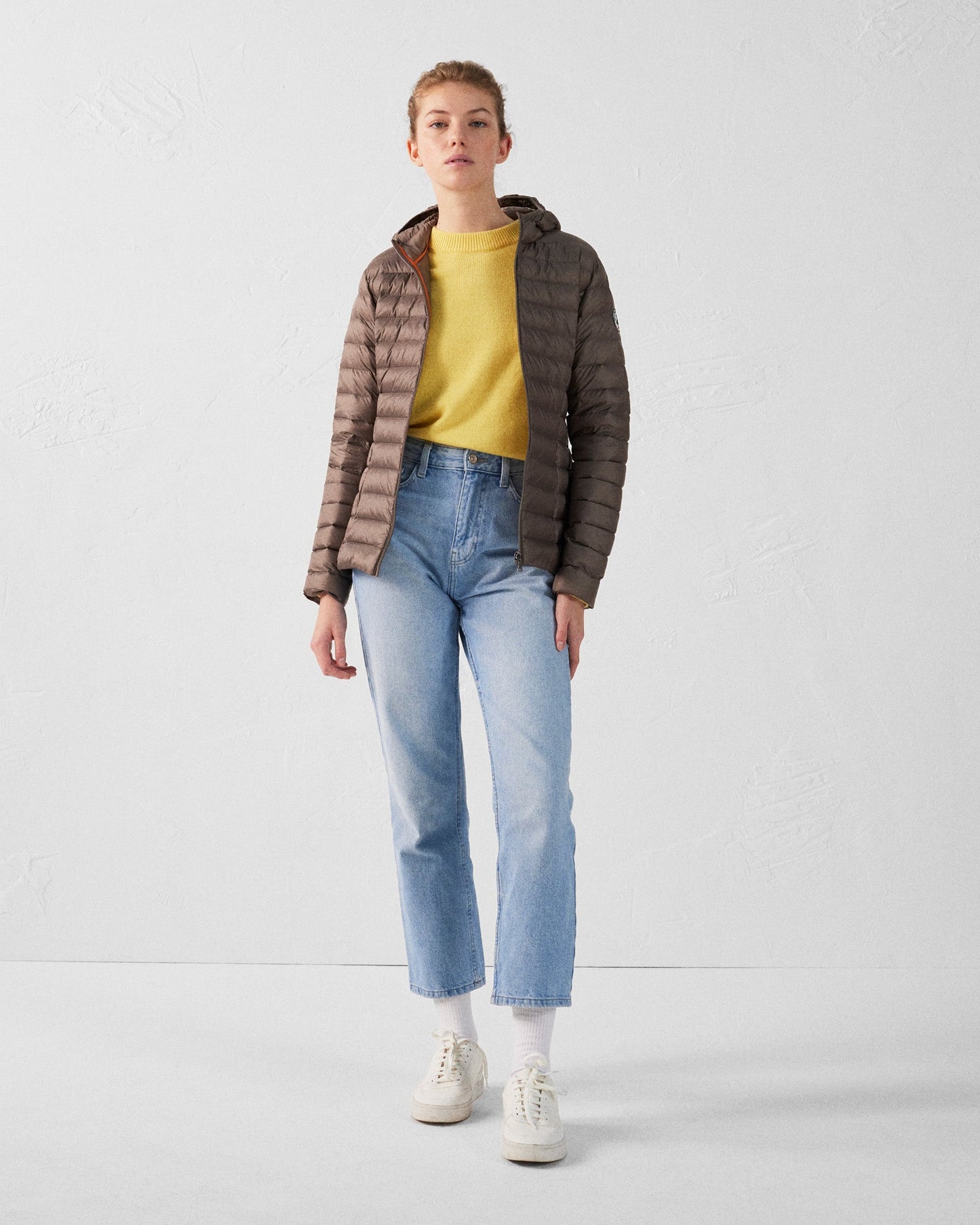 Doudoune légère à capuche Taupe Cloe