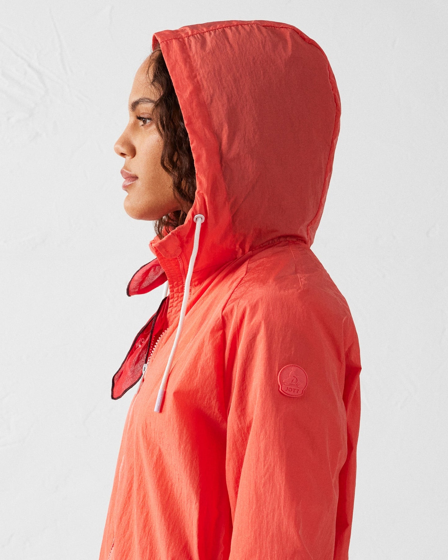 Blouson coupe-vent léger à capuche Corail Alize